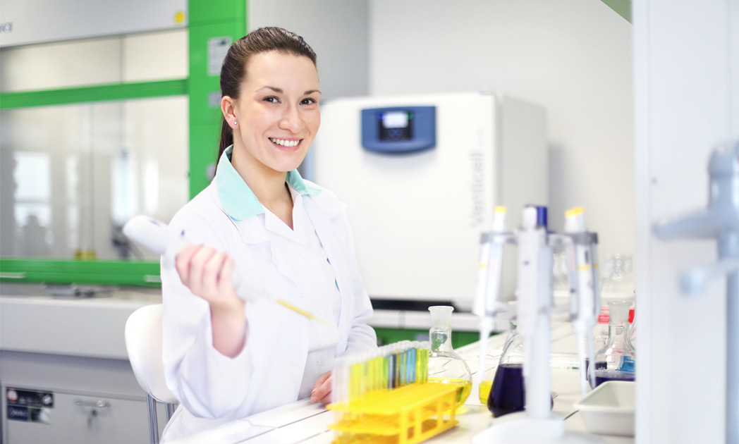 Небольшой воздушный стерилизатор легко раместить в любой лаборатории или кабинете